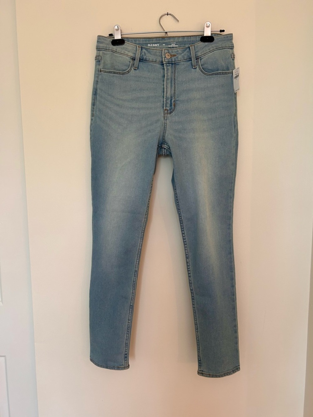 Old Navy Woman’s Light Blue Skinny Jeans